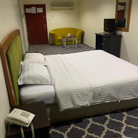 Al Aziziyah Hotel And Suites ハミース・ムシャイト エクステリア 写真