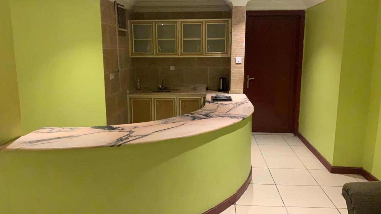Al Aziziyah Hotel And Suites ハミース・ムシャイト エクステリア 写真