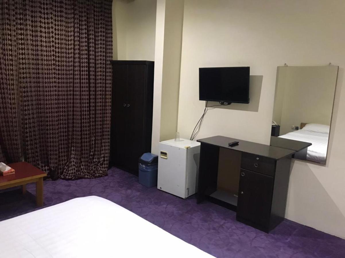 Al Aziziyah Hotel And Suites ハミース・ムシャイト エクステリア 写真