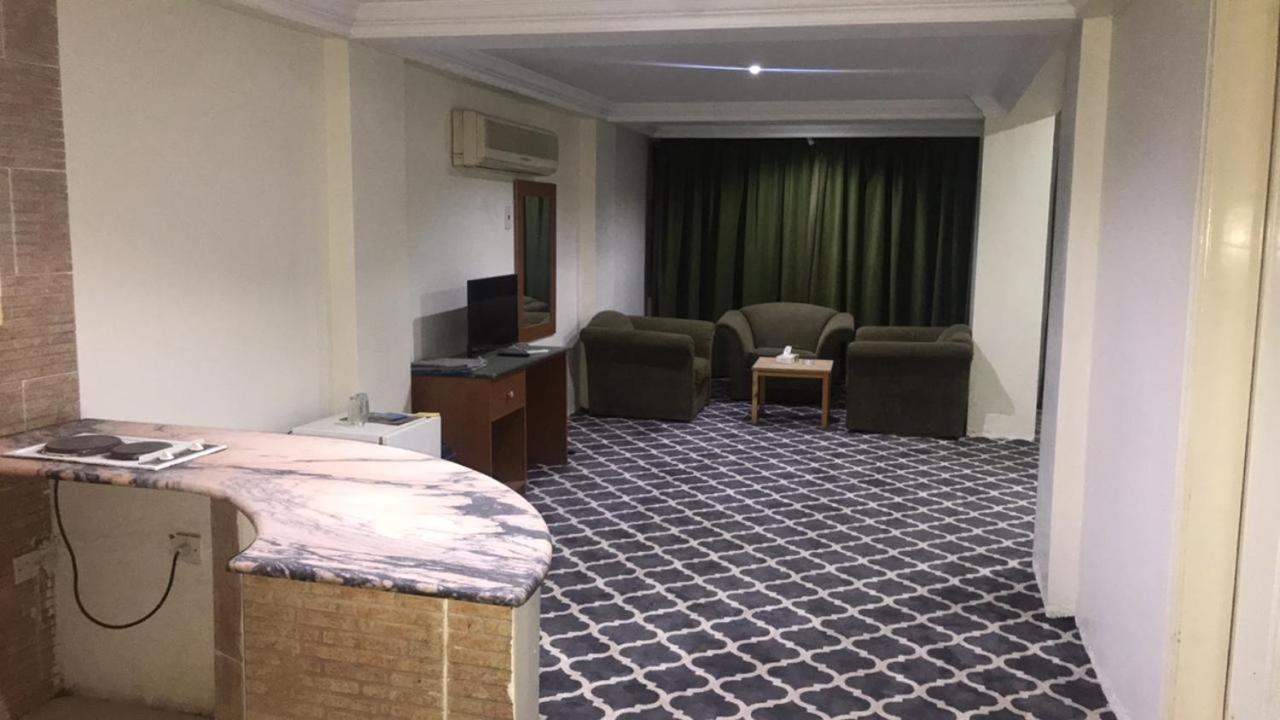 Al Aziziyah Hotel And Suites ハミース・ムシャイト エクステリア 写真