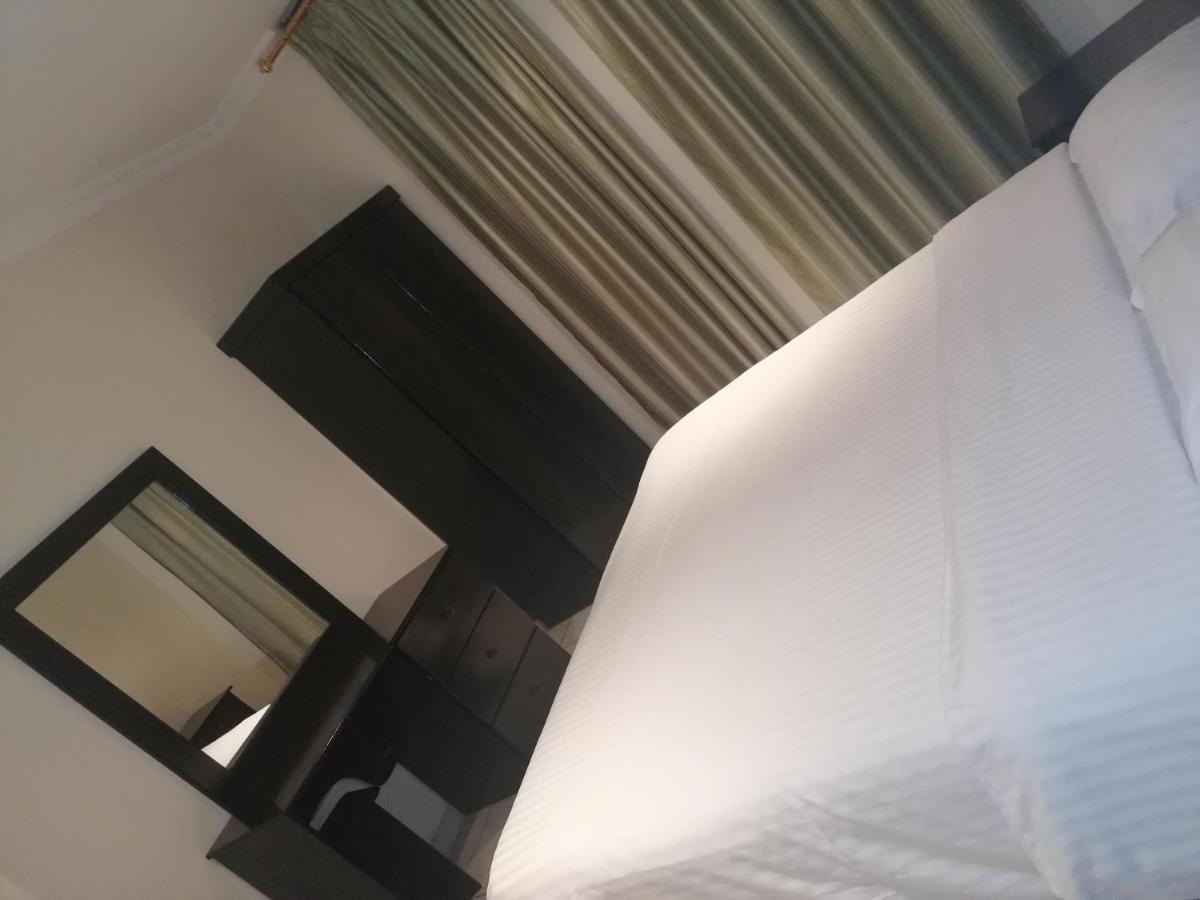 Al Aziziyah Hotel And Suites ハミース・ムシャイト エクステリア 写真